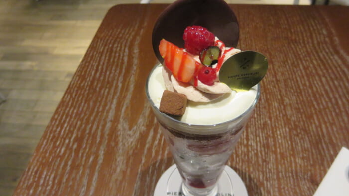 ピエールマルコリーニ　パフェ オ フリュイルージュ＆ ショコラ