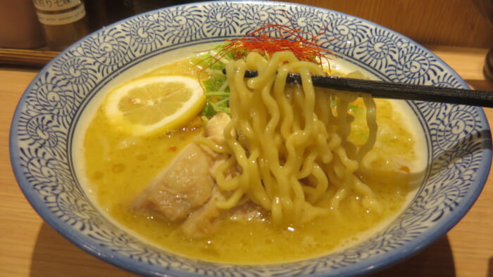 麺屋NOBUNAGA　濃厚鶏白湯NOBUNAGAラーメン