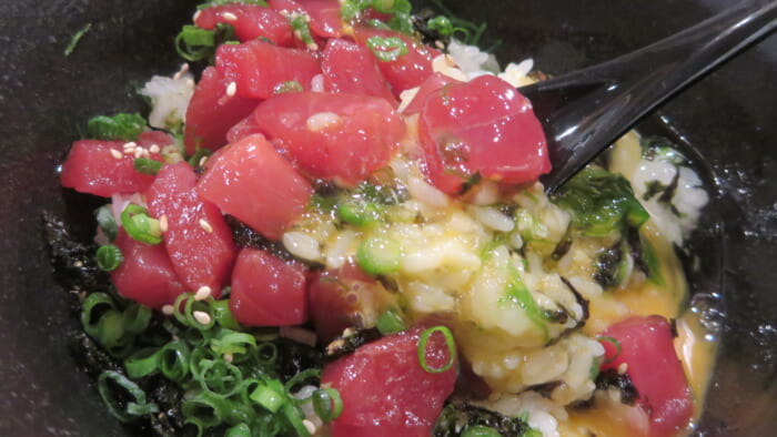 コンパルホール 酒と肴 朔月 まぐろ漬け丼