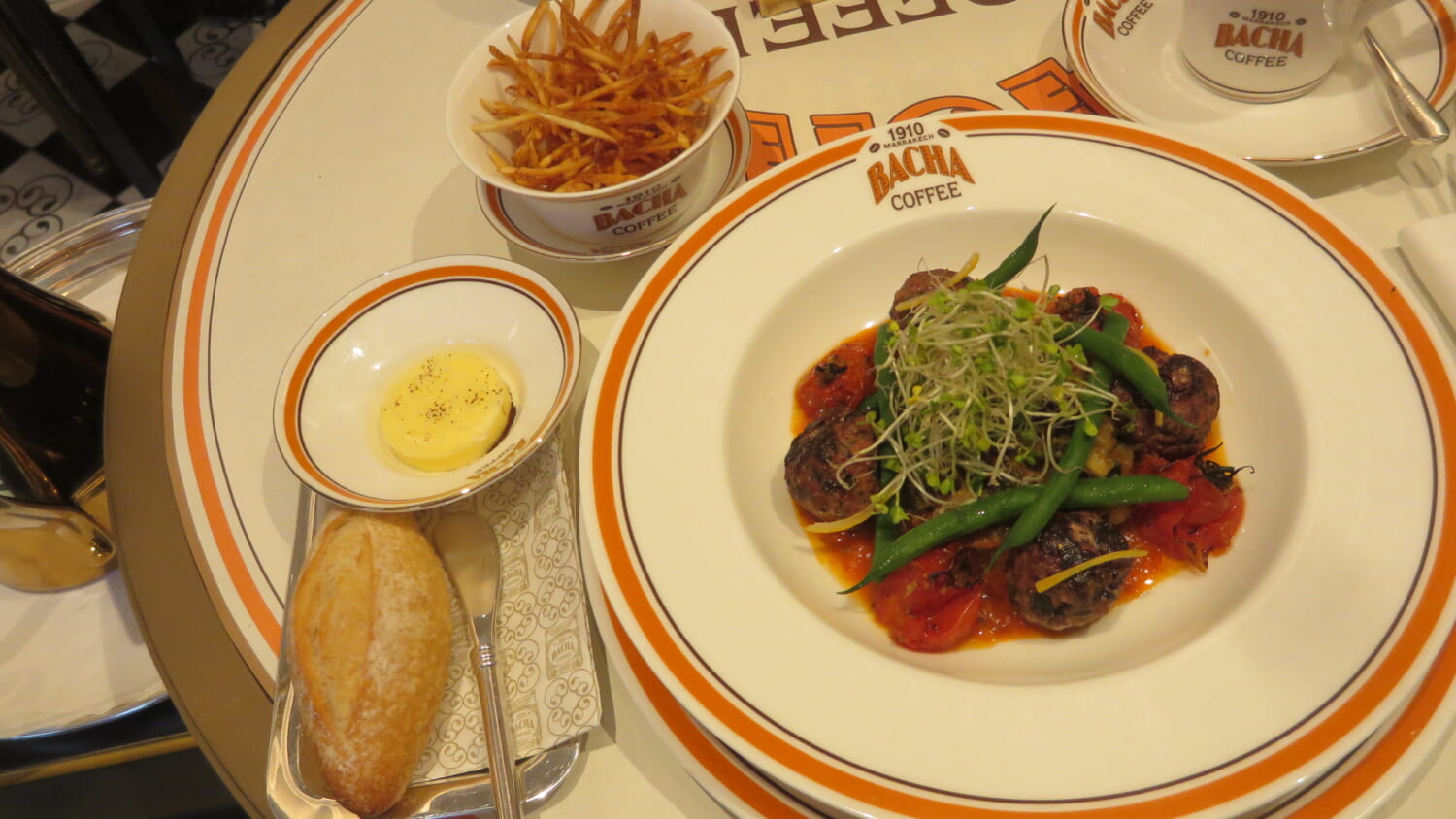 Bacha Coffee　肉料理 「ケフタ」ミートボール