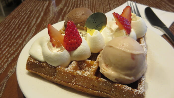 ピエールマルコリーニ ワッフル オ フレーズ & シャンパーニュ