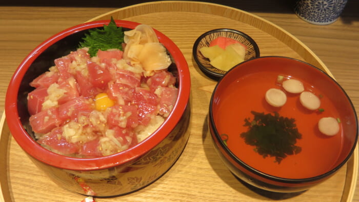 ひだまり　特製ひだまり丼