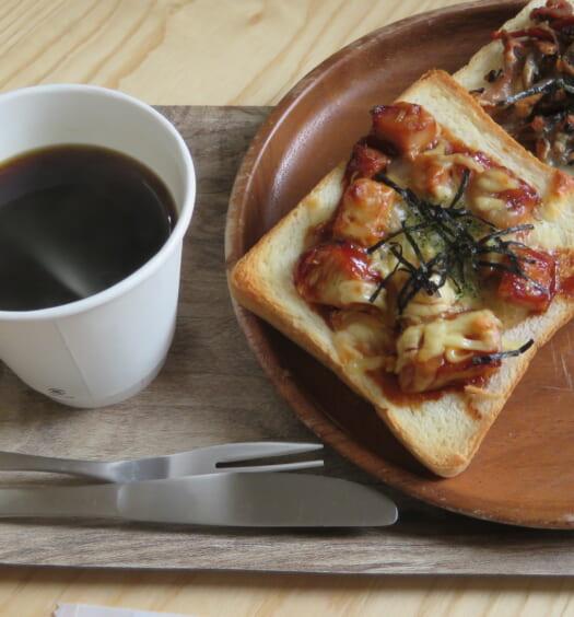 GINZA NISHIKAWA COFFEE ROASTERY　照り焼きチキン、きんぴらチーズ