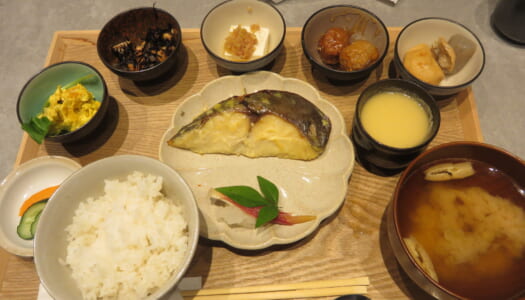 京橋　焼鳥IPPON+Tokyo　自家精米ごはんと選べるおばんざいランチ