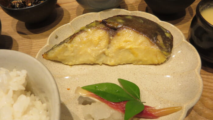 焼鳥IPPON+Tokyo　自家精米ごはんと選べるおばんざいランチ