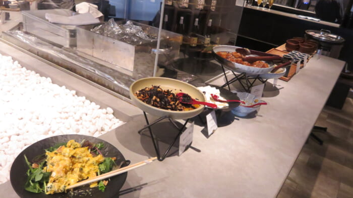 焼鳥IPPON+Tokyo　おばんざいビュッフェ