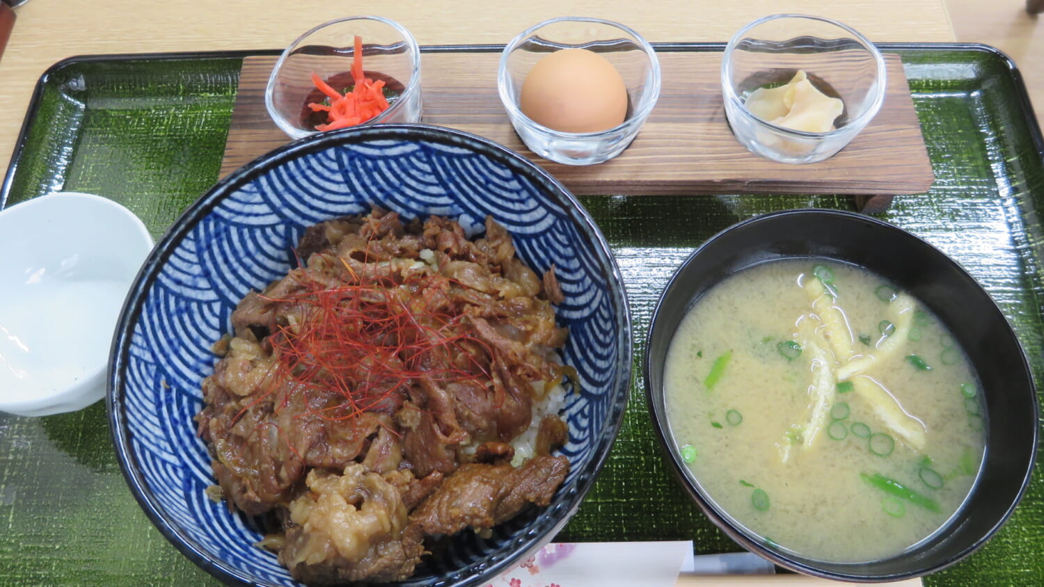 LPC JAPAN STUDIO 黒毛和牛特選牛丼