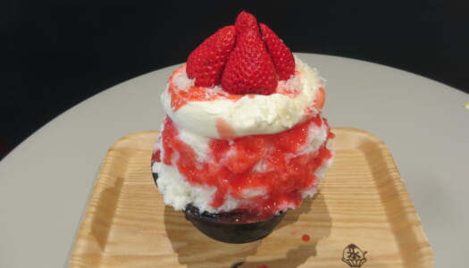 八重洲　かき氷コレクション・バトン ひみつ堂　ストロベリーチーズケーキ | いちごティラミス