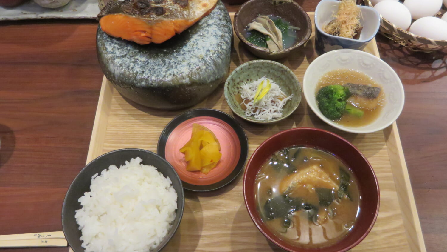 しら石別邸 厚切り塩鮭