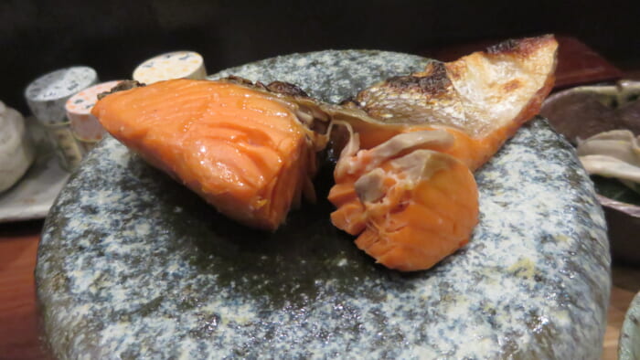 しら石別邸 厚切り塩鮭