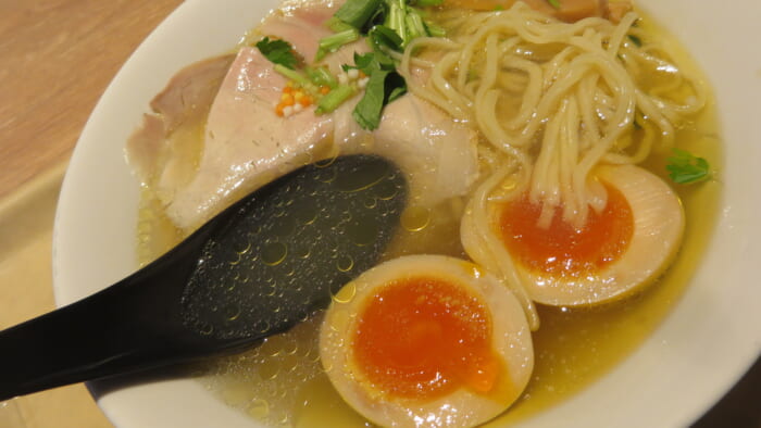 POPUPラーメン　らぁめん登里勝 淡麗塩らぁめん