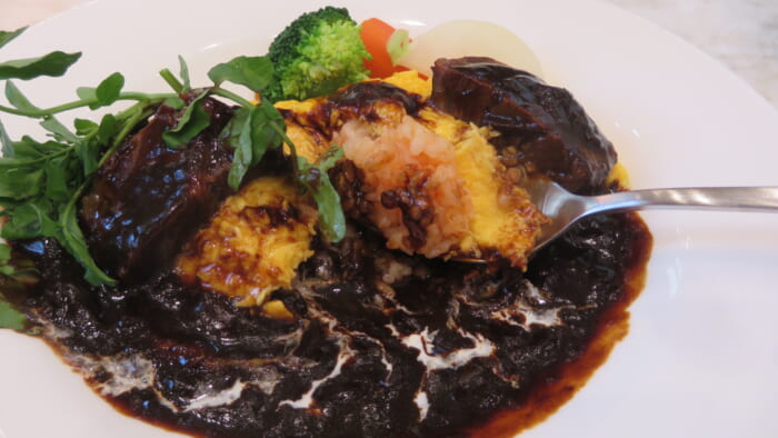 TOKYO STATION CAFE -THE NORTH DOME-　オムライス デミグラスソース～牛ほほのせ～