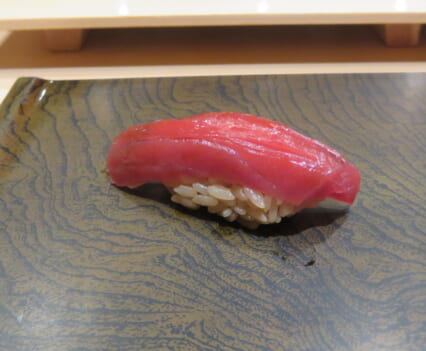 鮨 銀座おのでら 登龍門　まぐろ赤身
