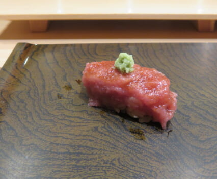 鮨 銀座おのでら 登龍門　中おち