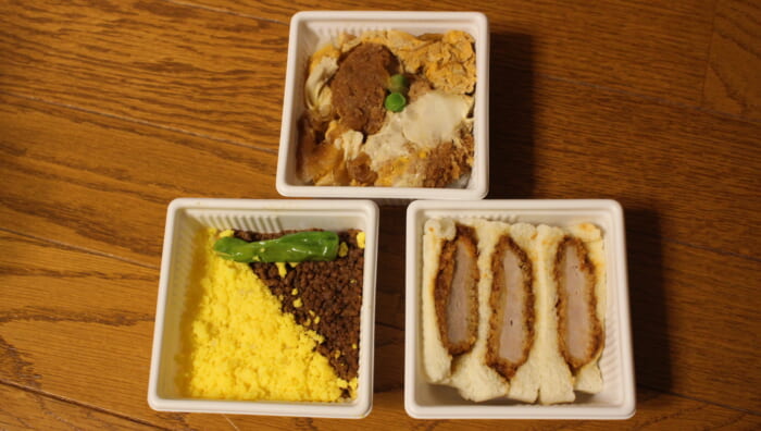 とんかつ まい泉 グランスタ店　東京駅丸の内駅舎 三階建て弁当
