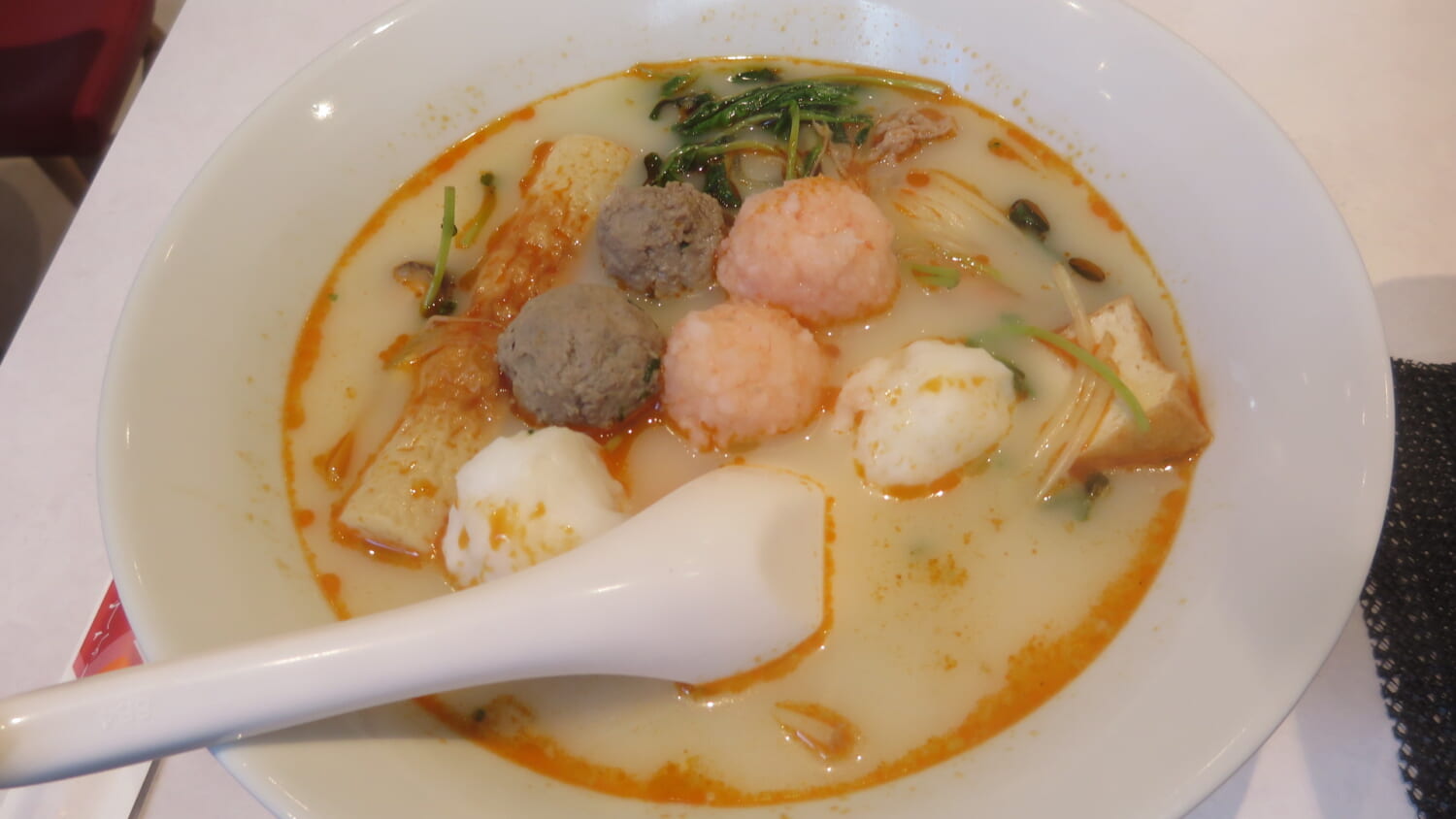 孫ニ娘 麻辣湯　麻辣湯