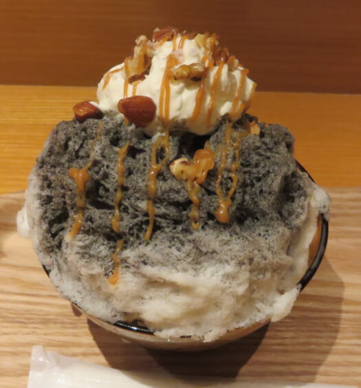 あずきや安堂 黒胡麻生クリームキャラメルナッツとひんぎゃ塩