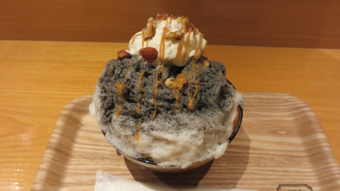 あずきや安堂 黒胡麻生クリームキャラメルナッツとひんぎゃ塩
