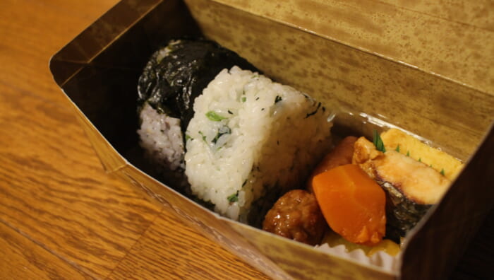 PLUSTA東京八重洲中央　おむすび弁当