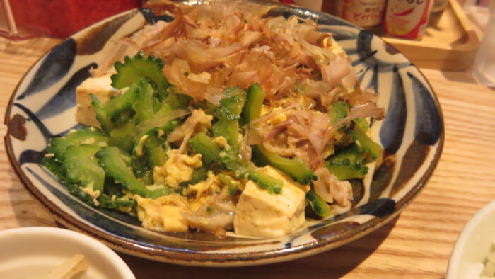 島んちゅキッチン あぐー豚のゴーヤちゃんぷる定食