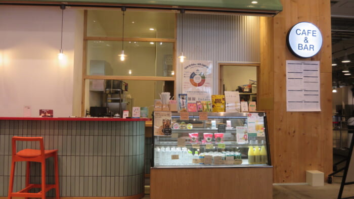 Tokyo Innovation Base Cafe & Bar 外観