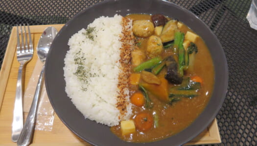 有楽町　Tokyo Innovation Base Cafe & Bar　完全食みそカレーライス