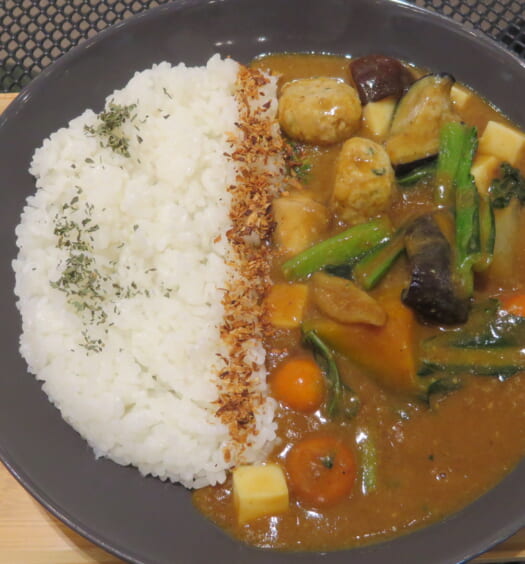 Tokyo Innovation Base Cafe & Bar　完全食みそカレーライス
