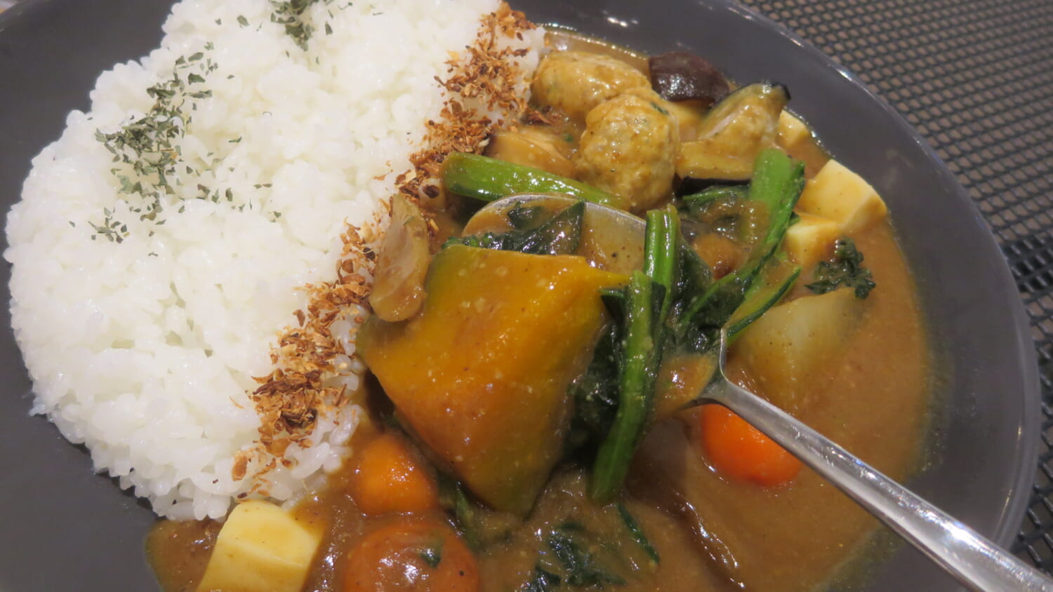 Tokyo Innovation Base Cafe & Bar　完全食みそカレーライス