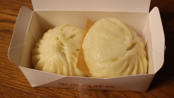 東京豚饅　豚饅